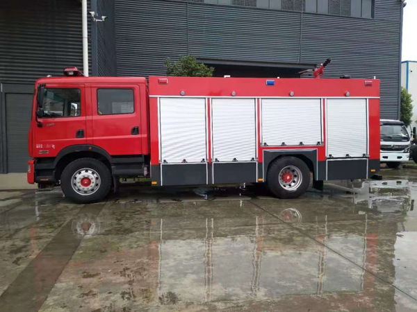 國六東風(fēng)D9泡沫消防車6噸消防車